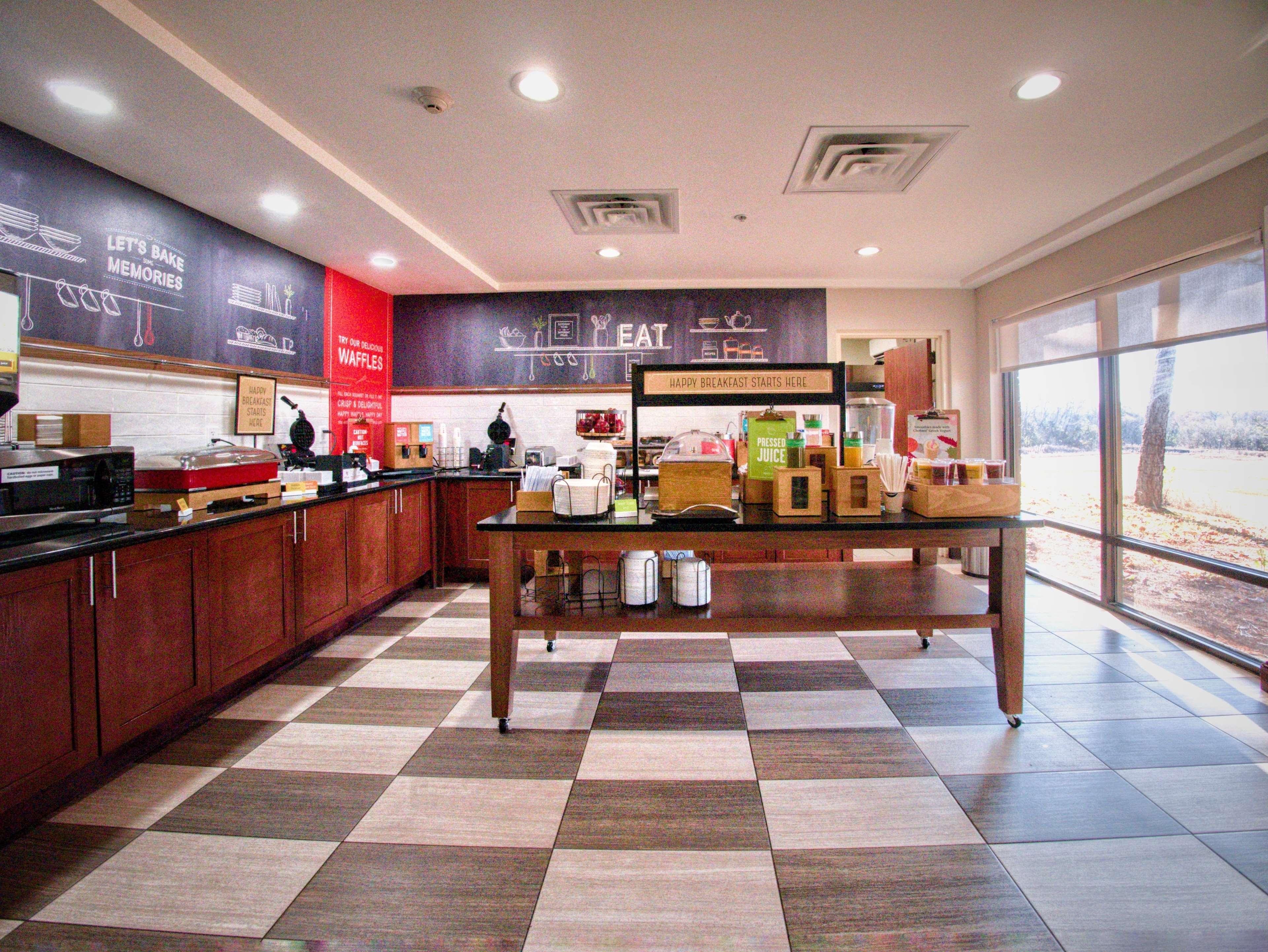 Hampton Inn Edmond Eksteriør bilde
